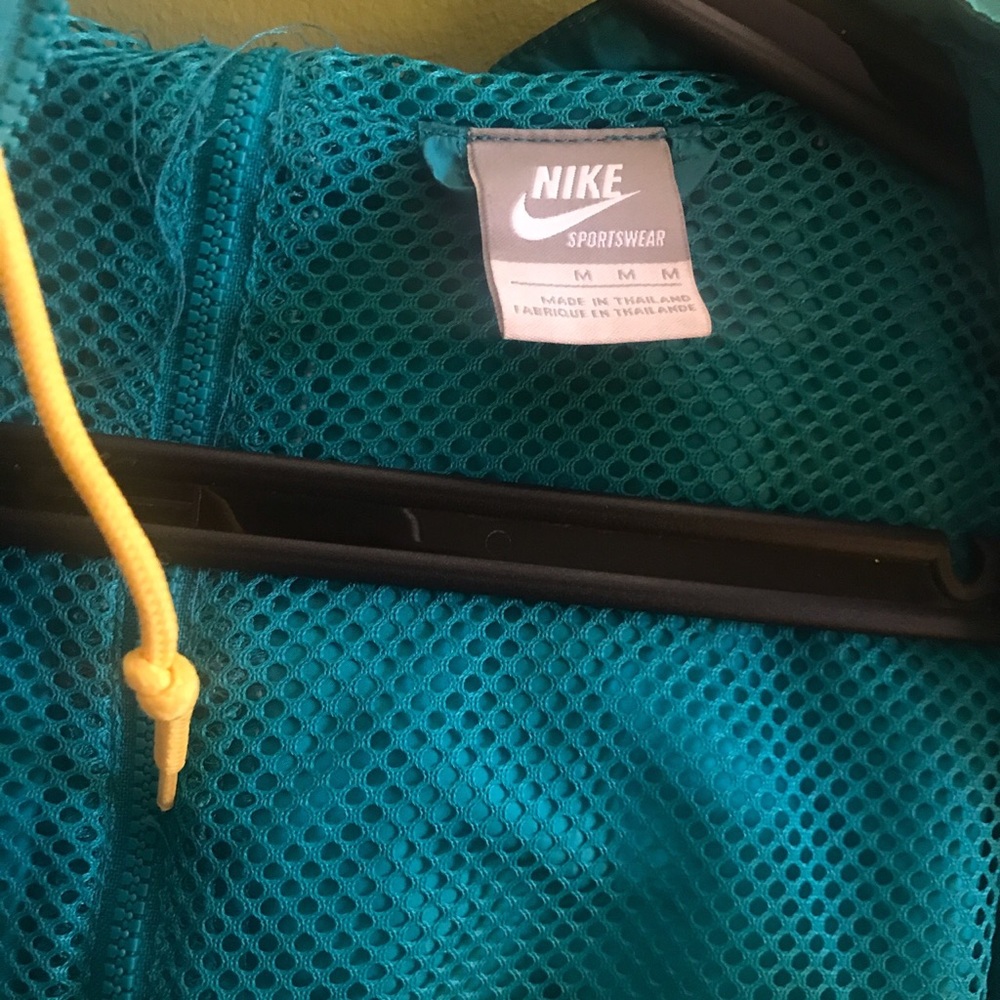 VINTAGE Nike windbreaker - Picture 3 of 3